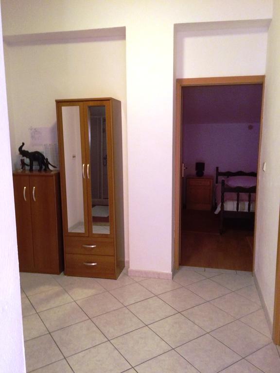 Apartment House Aria Baška Voda الغرفة الصورة