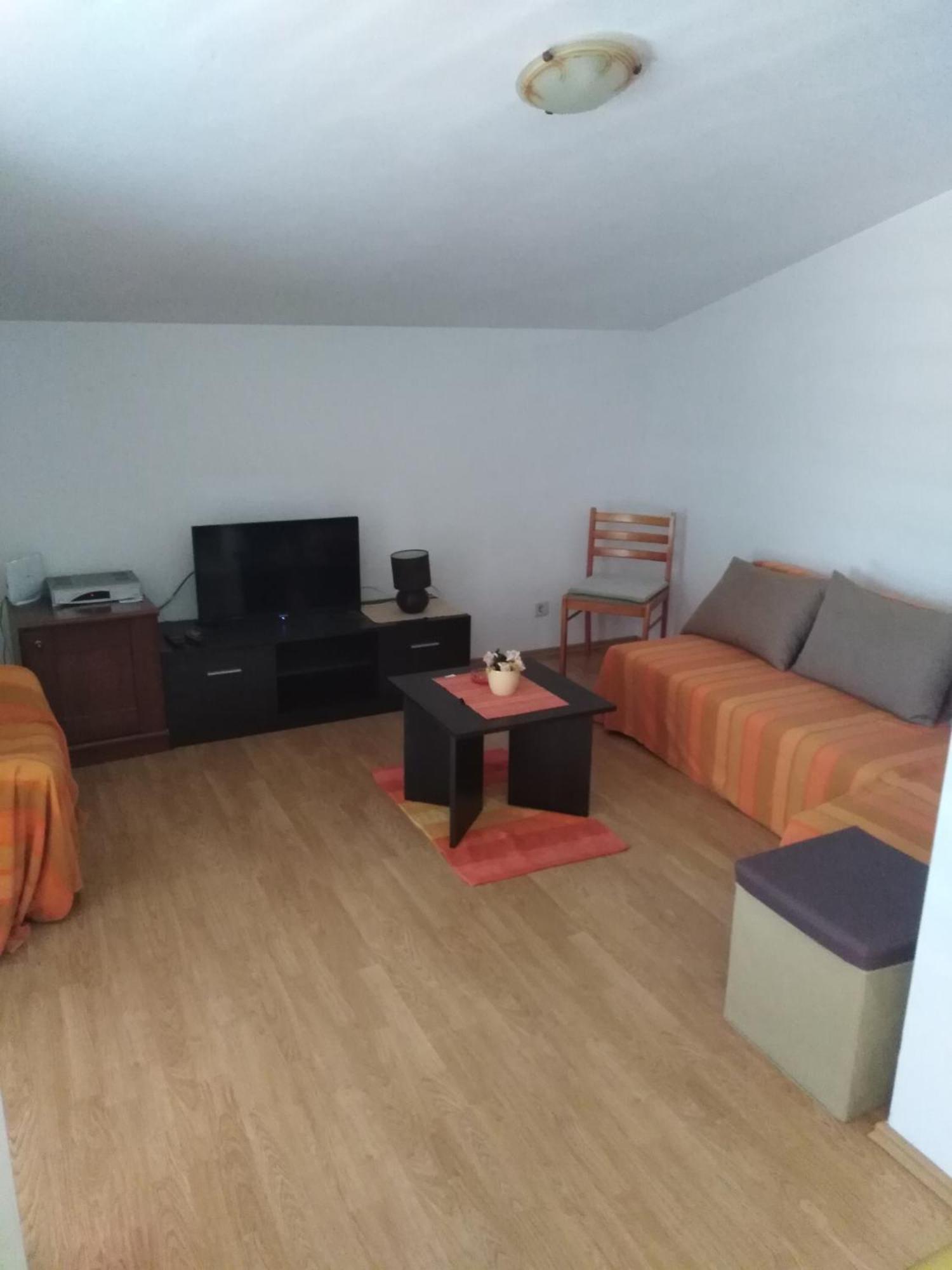 Apartment House Aria Baška Voda المظهر الخارجي الصورة
