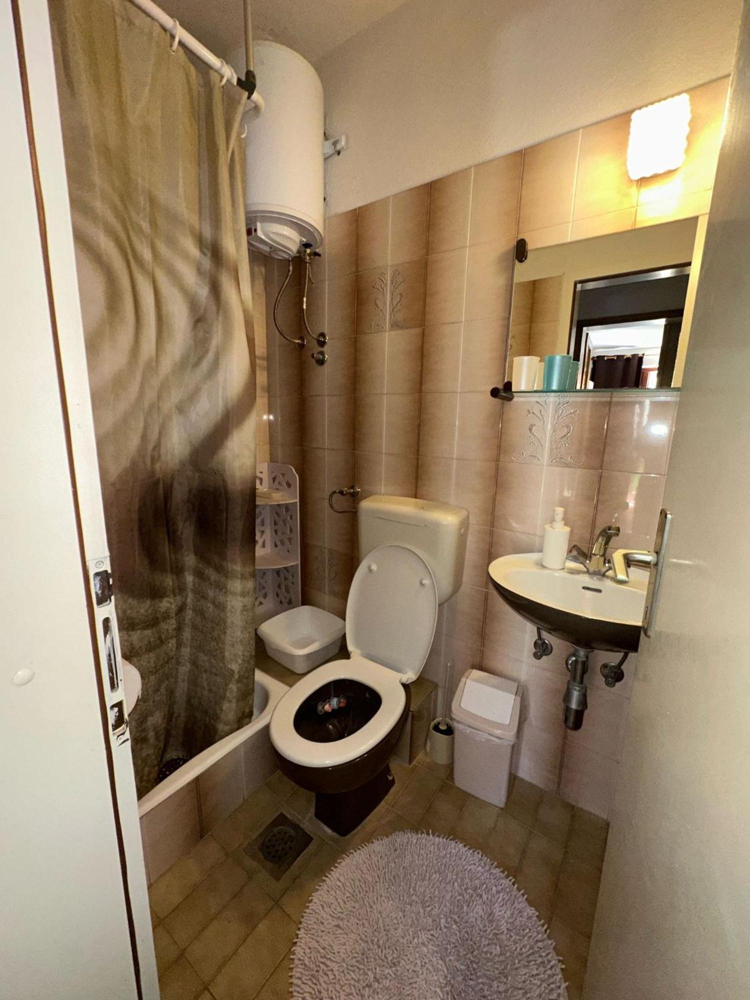 Apartment House Aria Baška Voda المظهر الخارجي الصورة