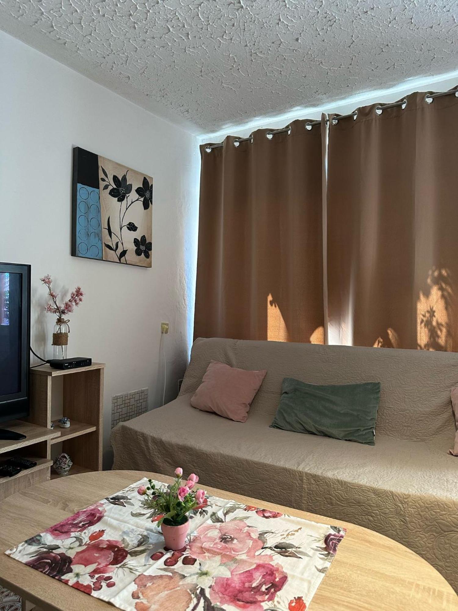 Apartment House Aria Baška Voda المظهر الخارجي الصورة