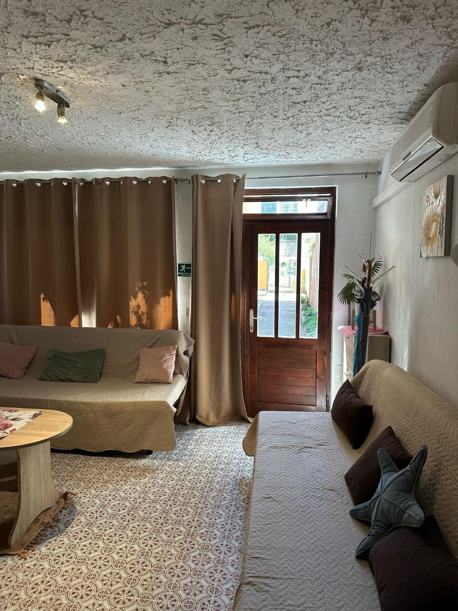 Apartment House Aria Baška Voda المظهر الخارجي الصورة
