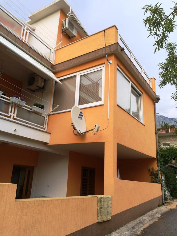 Apartment House Aria Baška Voda المظهر الخارجي الصورة
