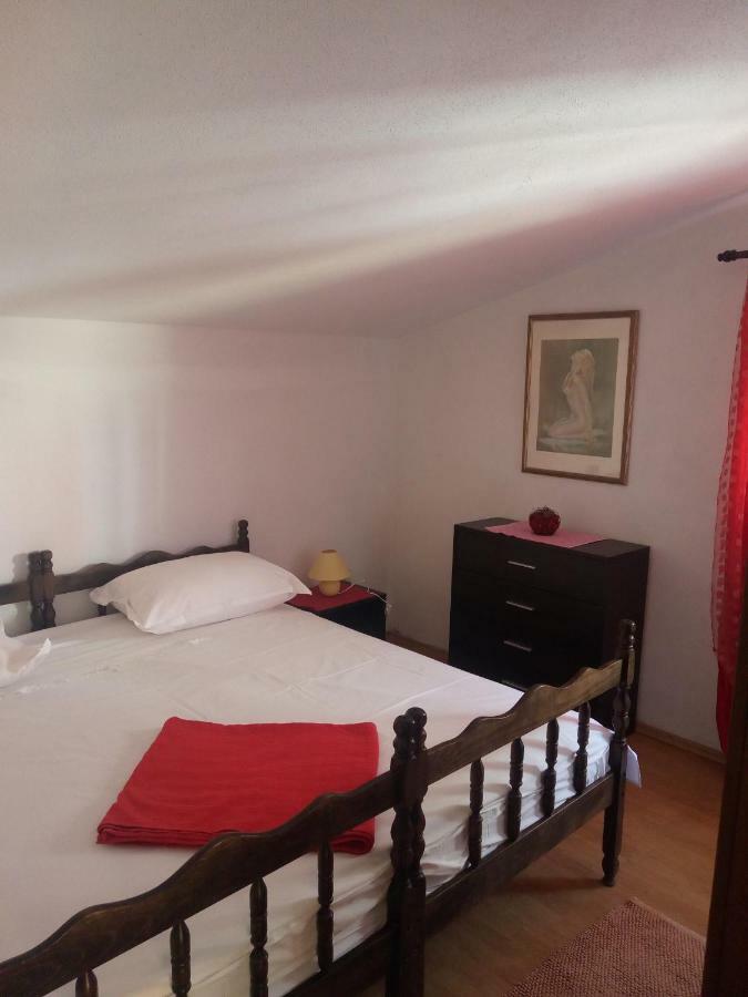 Apartment House Aria Baška Voda المظهر الخارجي الصورة
