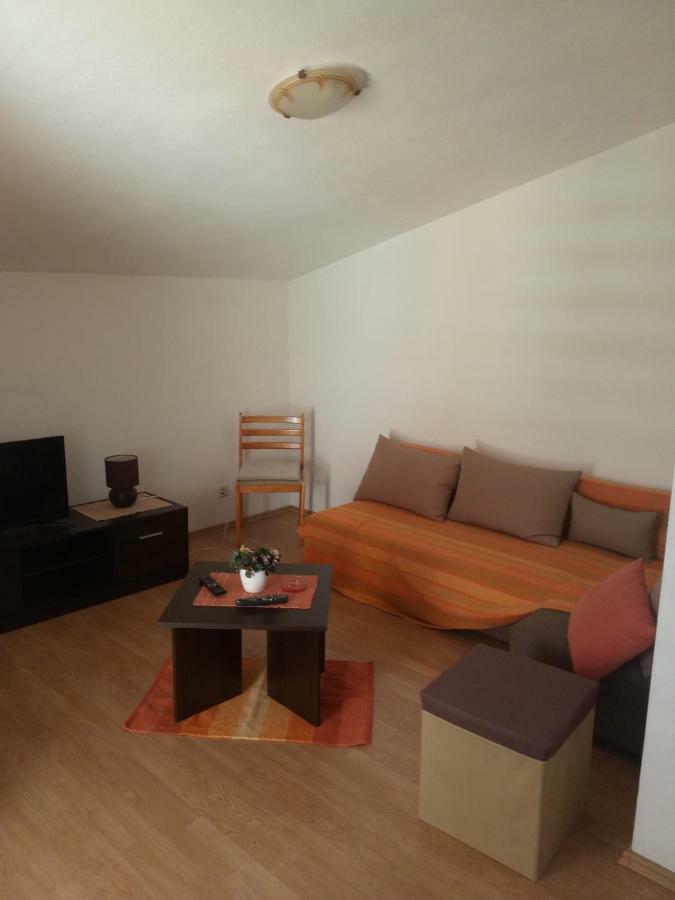 Apartment House Aria Baška Voda المظهر الخارجي الصورة